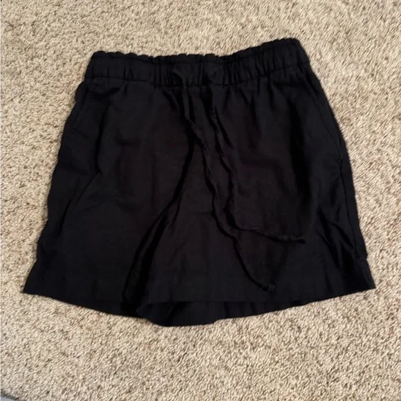 ✨2 for $35 ALL SHORTS!✨ NWOT GAP 4" Mid Rise Pull-On Linen-Blend Shorts XS - Picture 4 of 8
